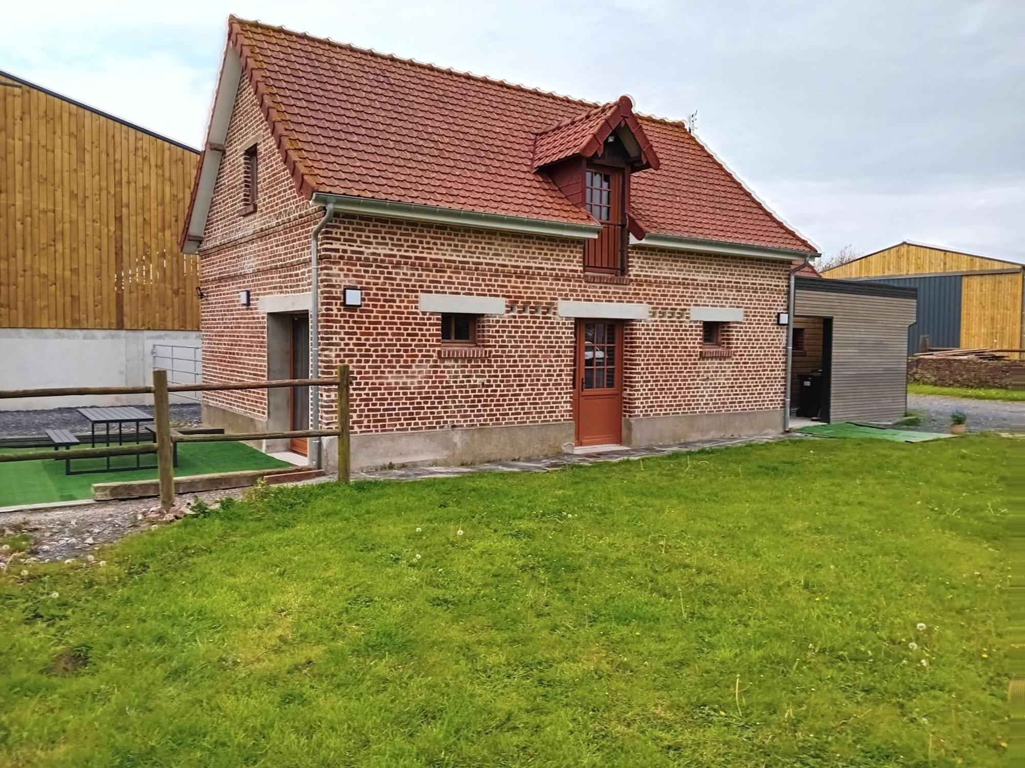 Gite Ferme Du Marronnier Derchigny Exteriör bild